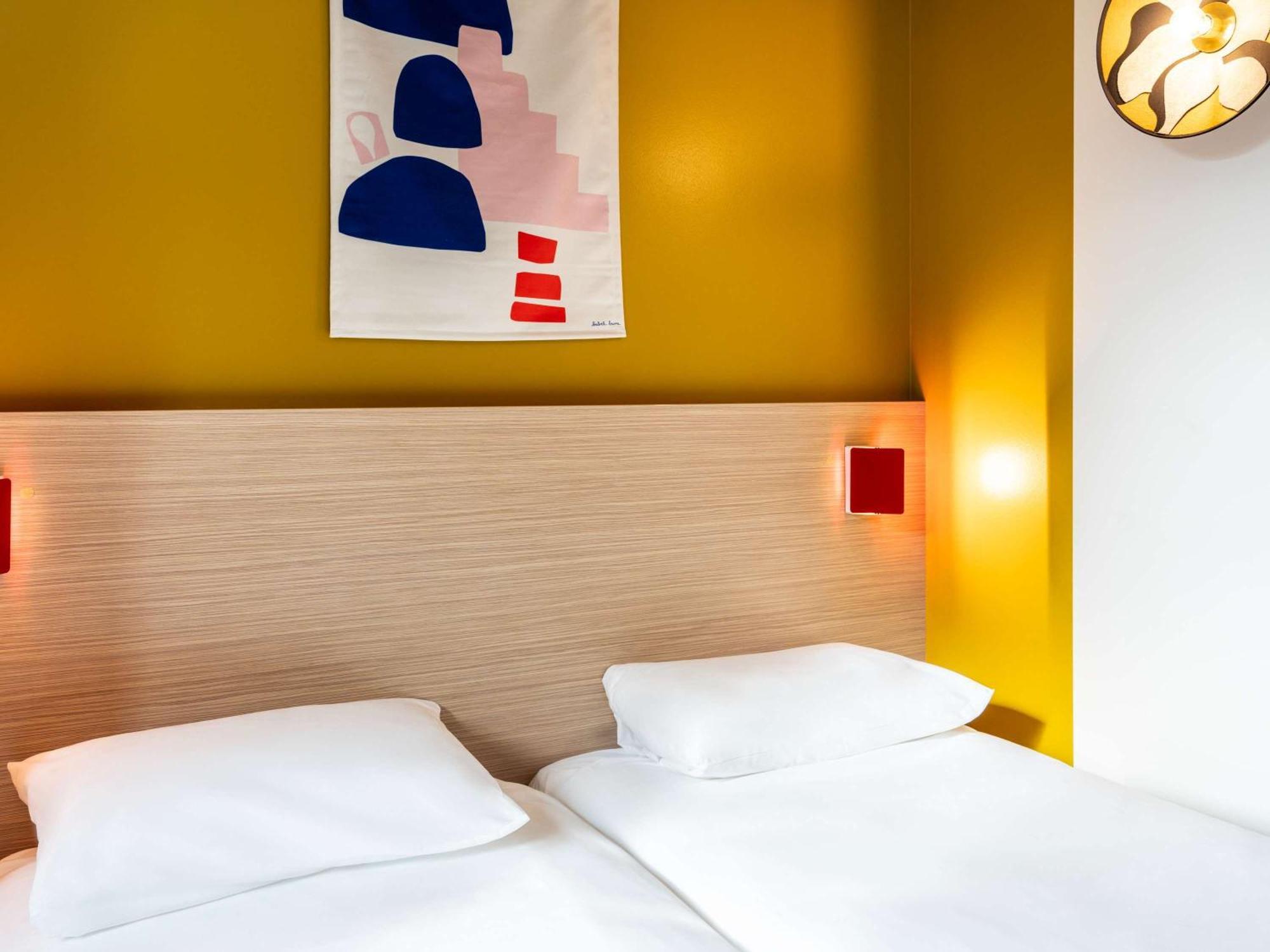 Hotel Ibis Styles Prevessin Geneve Aeroport Extérieur photo